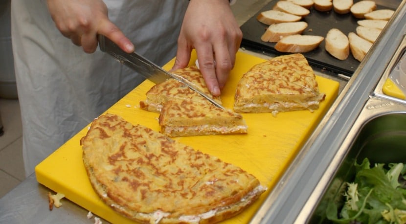 15. Murtabak (Best Hawker Food Singapore)