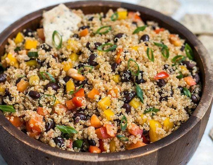 5. Quinoa and black bean salad (Best Food To Eat Before Drinking)