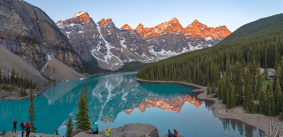 4. Moraine Lake