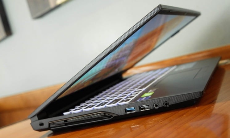 10 Best Gaming Laptop Under 1 Lakh