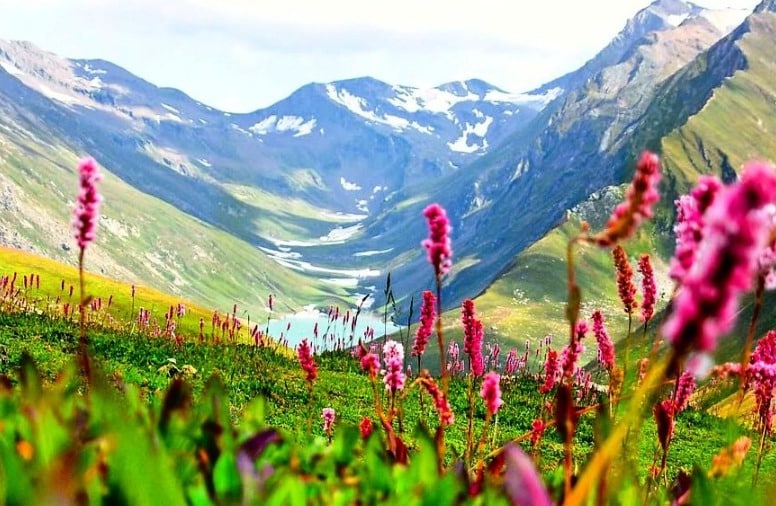 56. Kashmir Valley (Best Tourist Places In India)