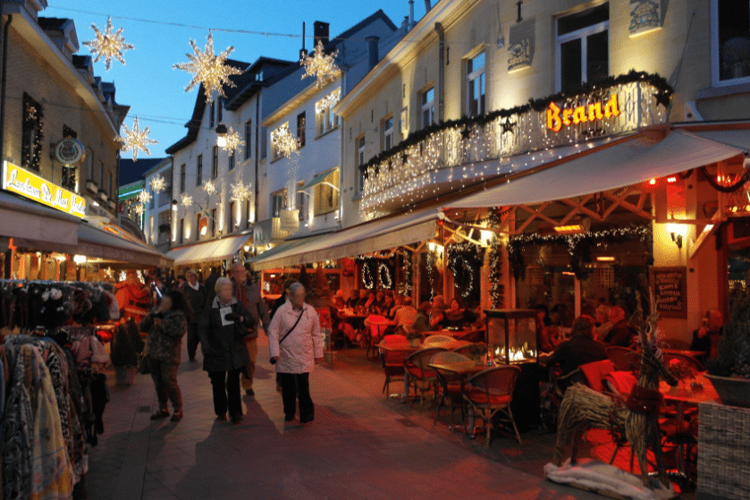 Valkenburg (Best Place To Visit For Christmas)