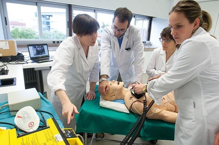 10 Best Medical Schools In The Uk